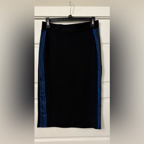 NWOT ZARA Black Blue Side Stripe Athleisure Pencil Jersey Midi Skirt Medium M - Picture 2 of 3